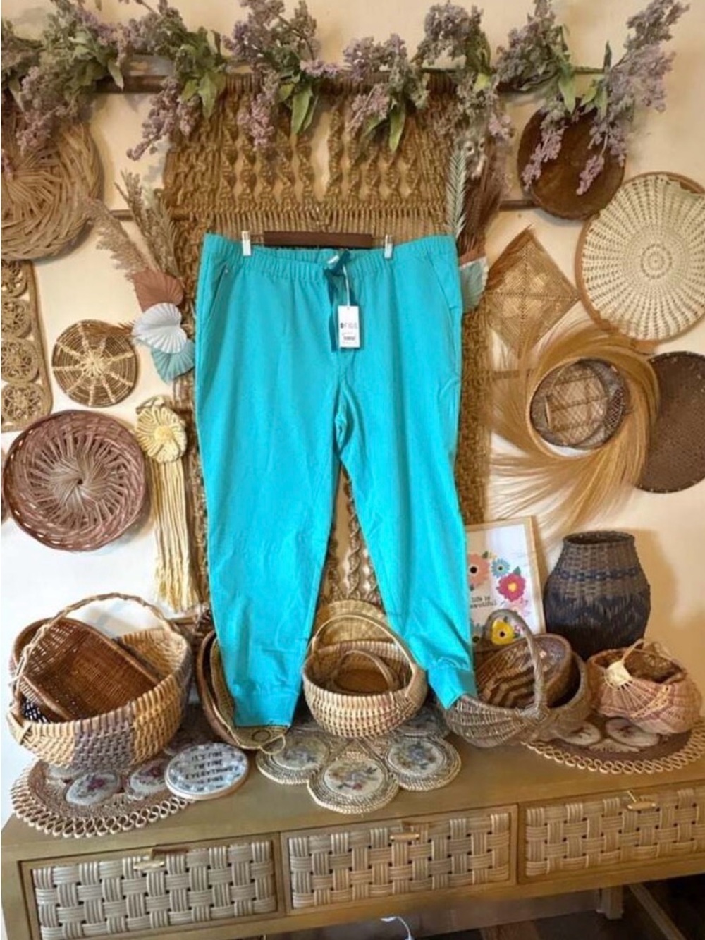 FIGS Women's Hansen Jogger Scrub Pants, Teal